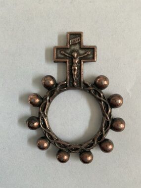 Vintage Crucifix Rosary Ring in copper tone